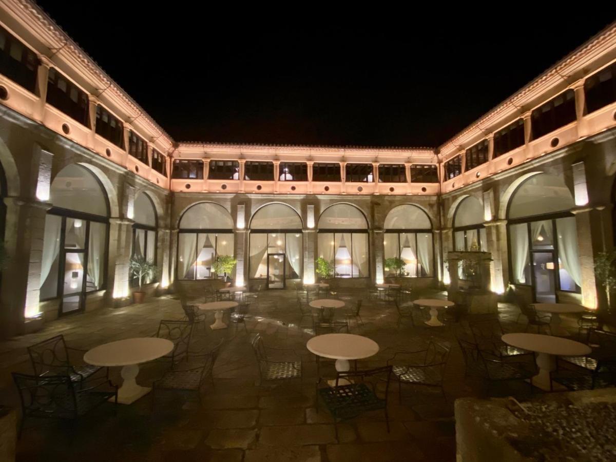 Parador De Trujillo Exteriör bild