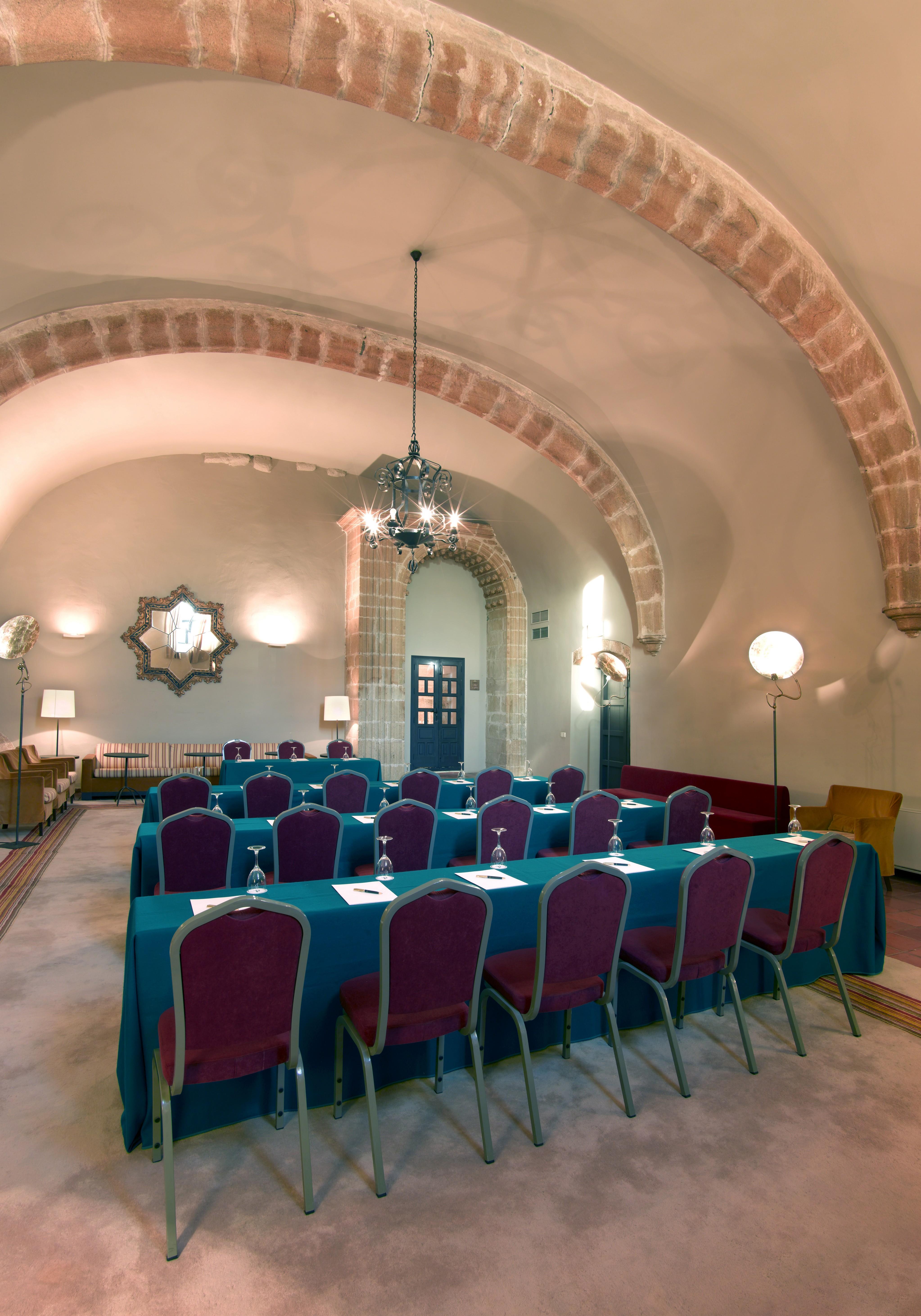 Parador De Trujillo Exteriör bild